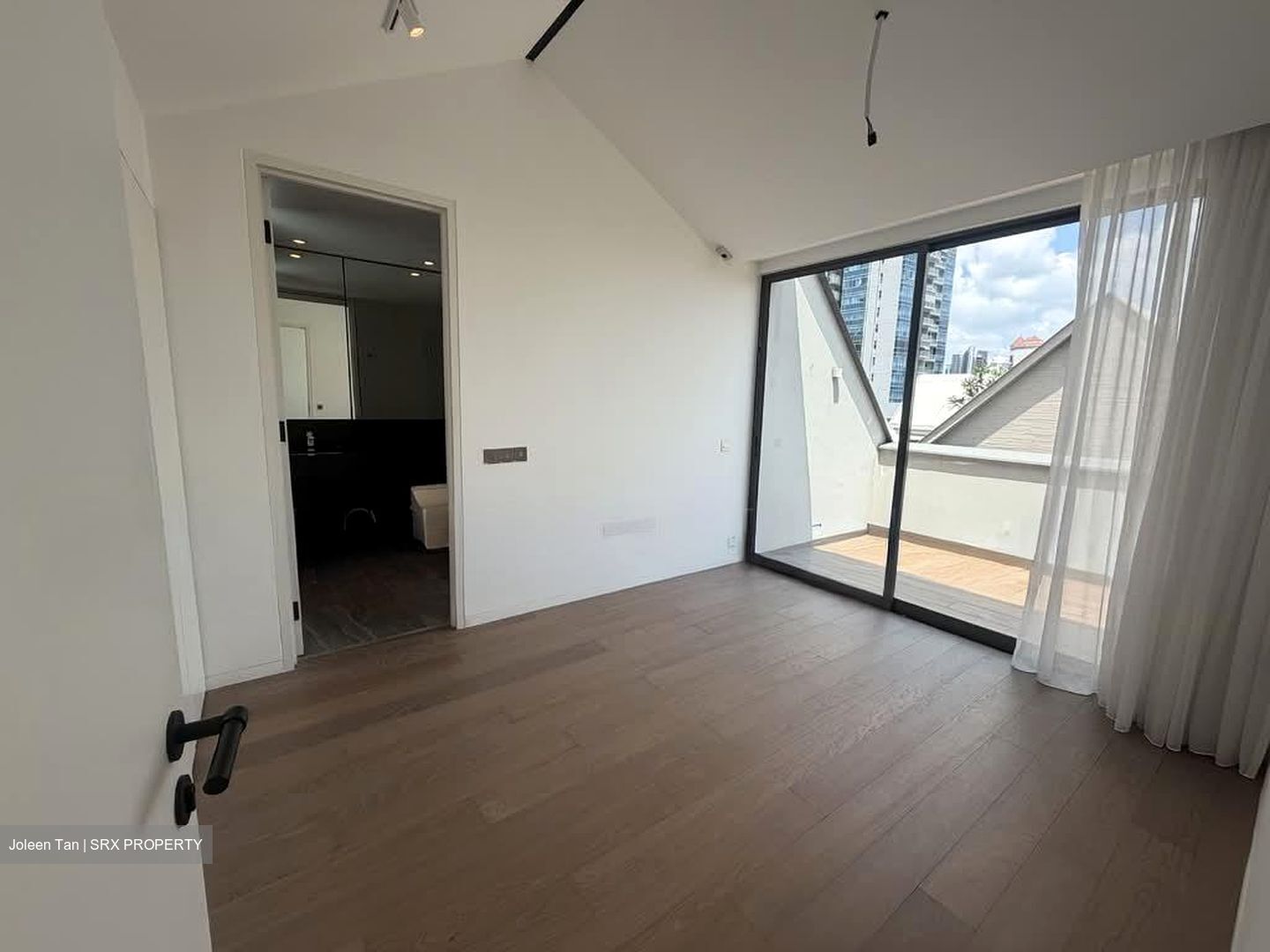 10 Evelyn (D11), Apartment #549957771